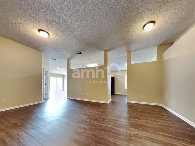Photo - 9575 Stratham Ct