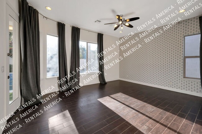 Photo - 4093 E Woodside Way