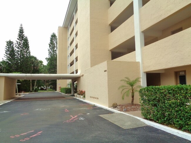 2BR/2BA Ground Level Condo in Venice Ave C... - 2BR/2BA Ground Level Condo in Venice Ave C...