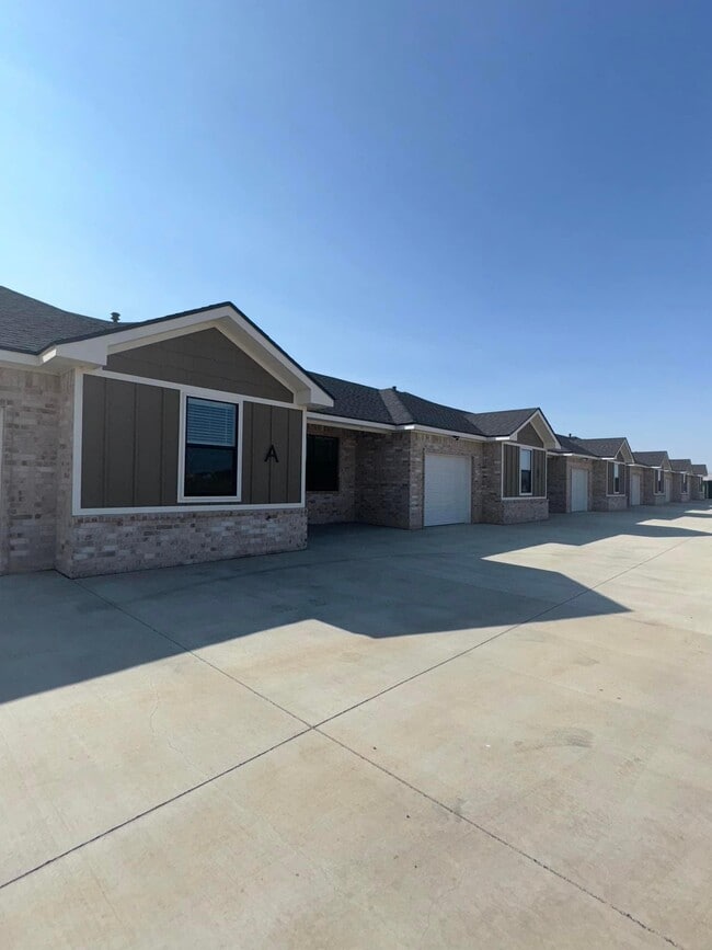 Building Photo - 9950 Ajuga Ln Rental