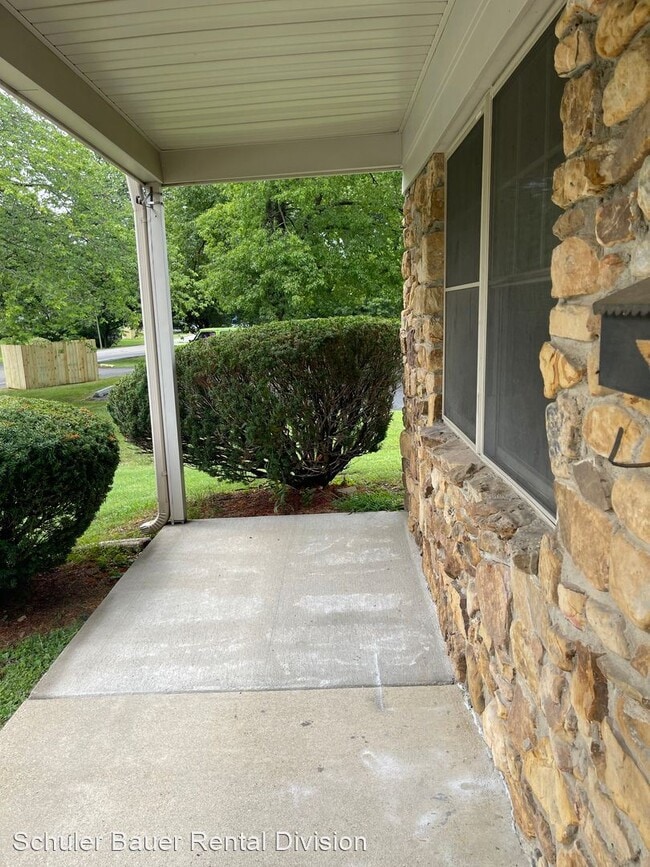 Photo - 2 br, 1.5 bath House - 3131 Wooded Way