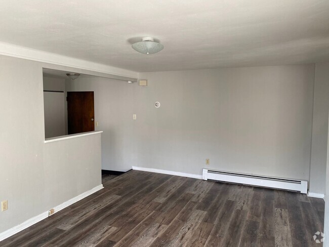 Building Photo - Cute & Convenient 1 Bedroom, 1 Bath Apartm... Rental