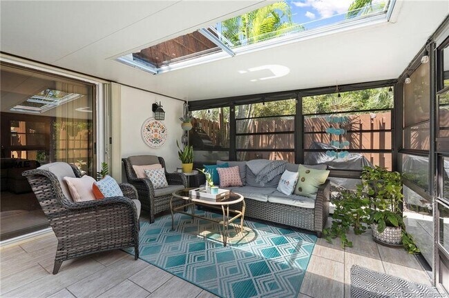 Photo - 5616 SE Riverboat Dr
