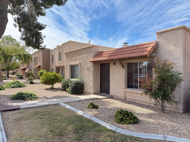 Photo - Beautiful END UNIT Scottsdale Townhome In The Heart Of Scottsdale