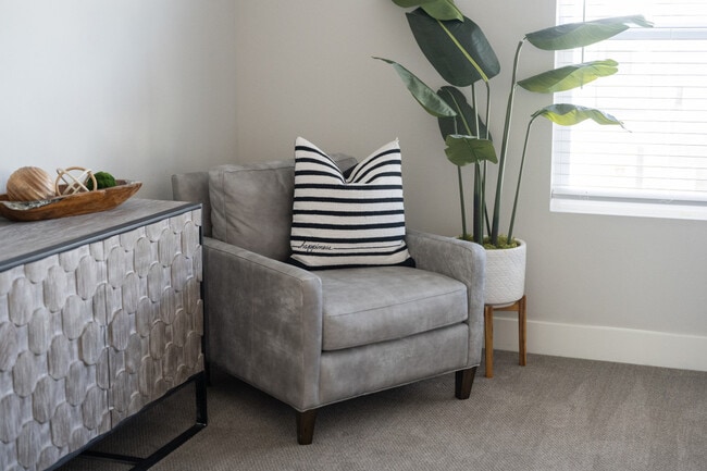 Photo - 287 Estates Cir Unit ID1071599P