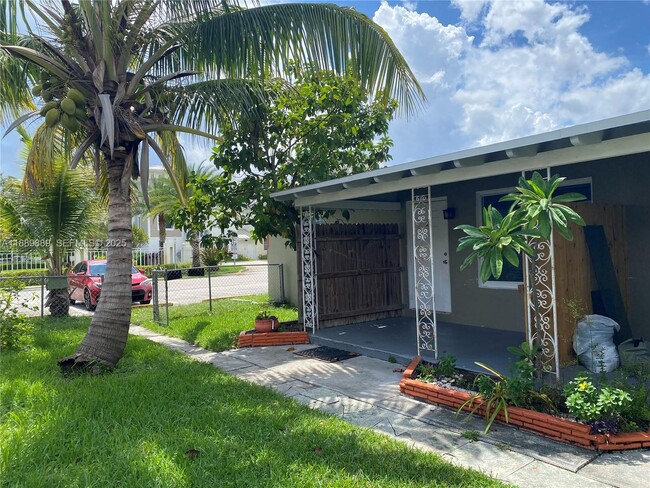 Photo - 2215 Adams St Unit 1