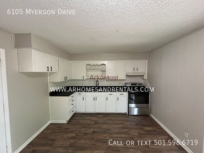 Photo - 6105 Myerson Dr
