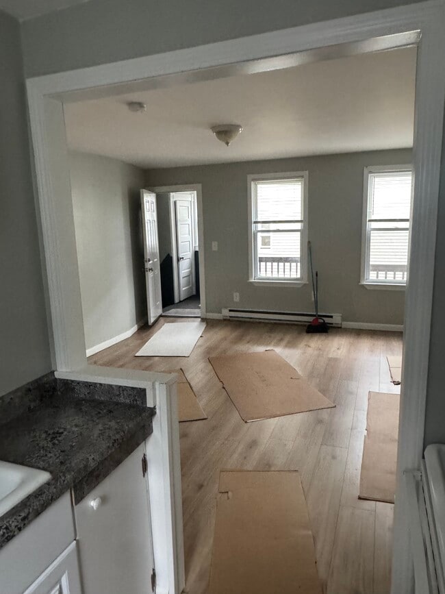 Building Photo - 111 Ennell St Unit Ennell