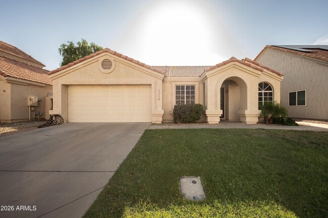 Building Photo - 1118 S Surfside Dr