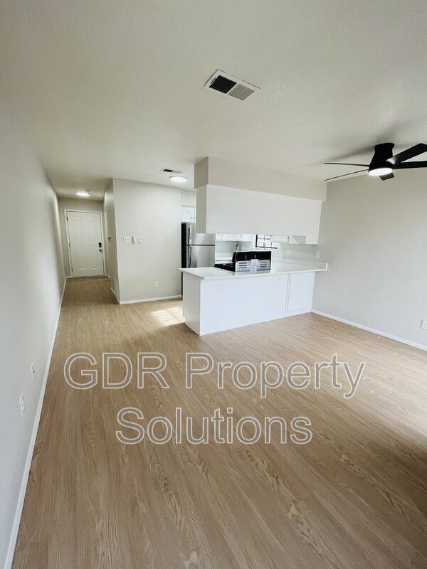 Photo - 1116 Coal Ave SW Unit 6