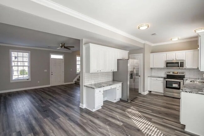 Building Photo - 209 Old Todds Rd Unit 10101