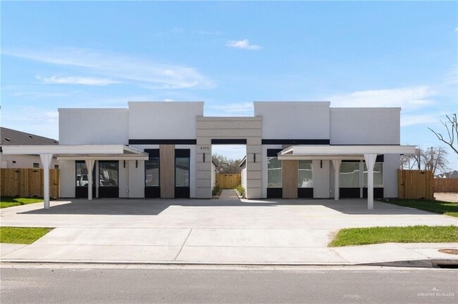 Building Photo - 21 Heron Ave Unit 6