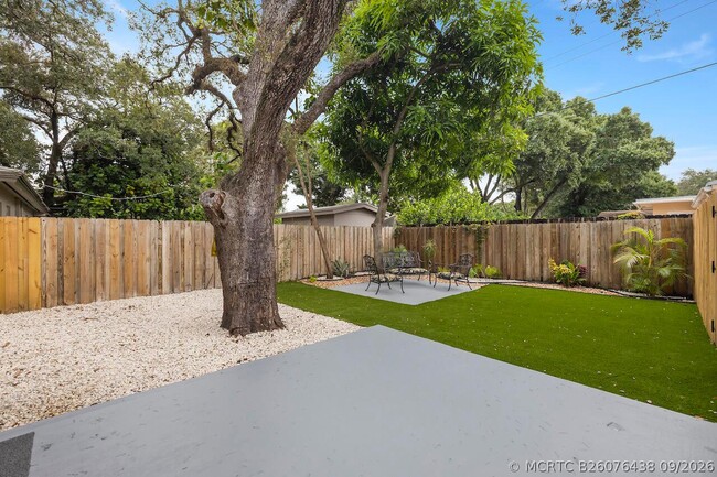 1507 SW 32nd Ct