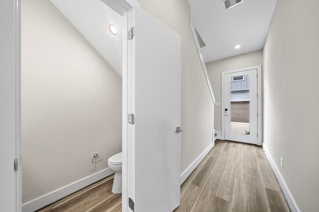 Photo - 7520 Sandle St