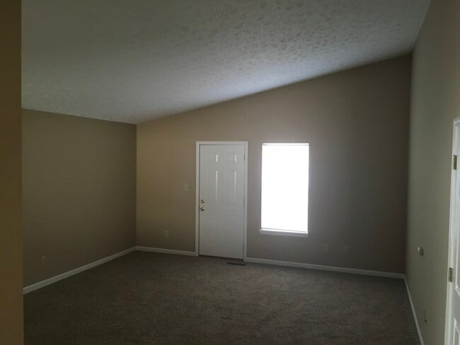 Photo - 3235 Keystone Lakes Way