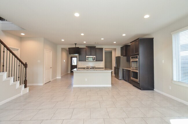 Photo - 4015 Prairie Landing Ln