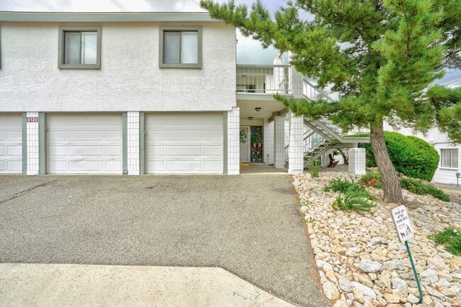 Building Photo - 6120 Antelope Villas Cir
