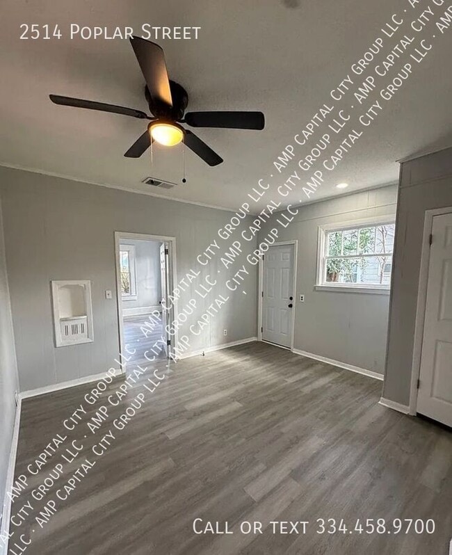 Photo - 2514 Poplar St