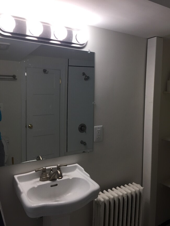 2624 Woodley Place Northwest Unit b