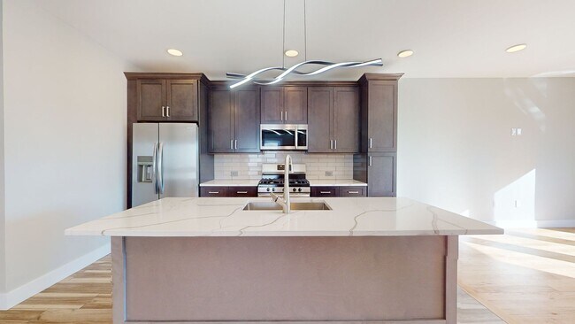 353 Boyden Ave Unit 2