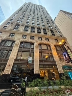 Building Photo - 188 W Randolph St Unit 2105 Rental