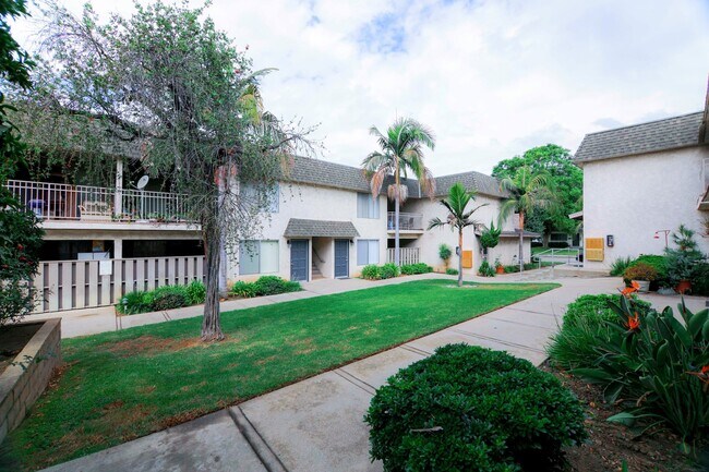 Glendora West Apartments