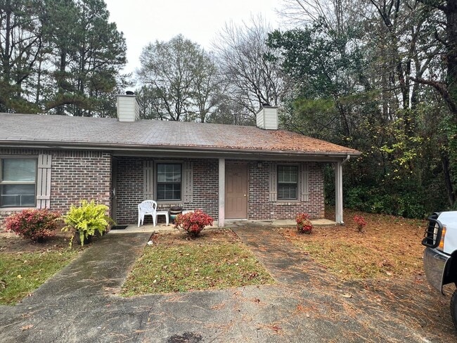 Building Photo - 120 Mitchell Cir