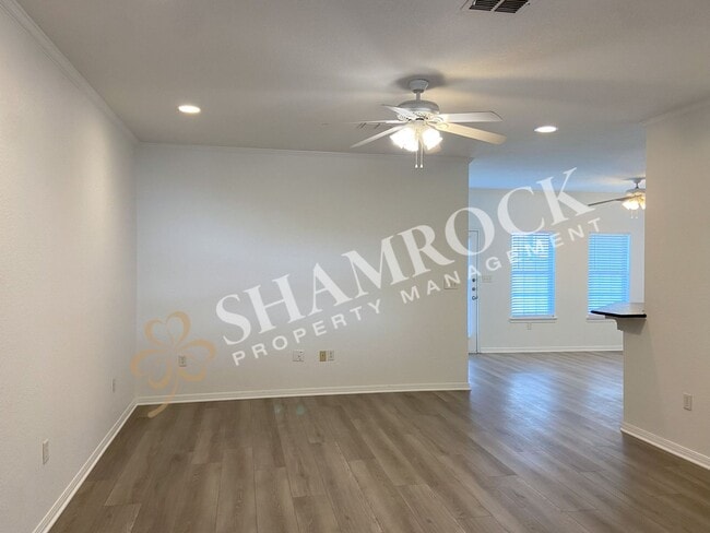 Photo - 3061 Clydesdale Way