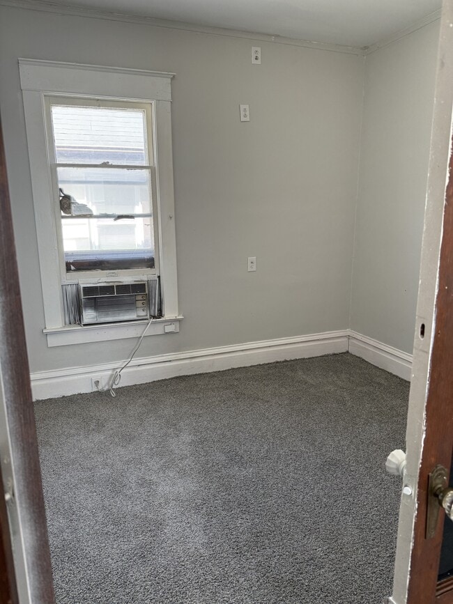 Photo - 818 W Nowland Ave