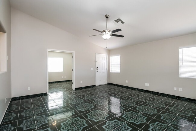 Photo - 1620 S 228th Ln