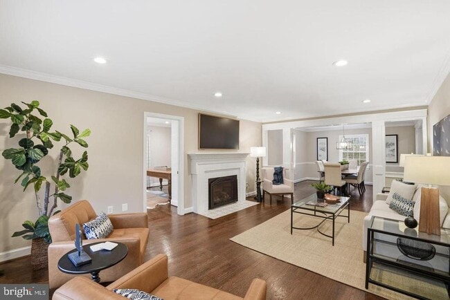 Building Photo - 8436 Burning Tree Rd