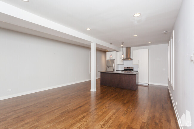 Building Photo - 2014 N Wolcott Ave Unit 1 Rental