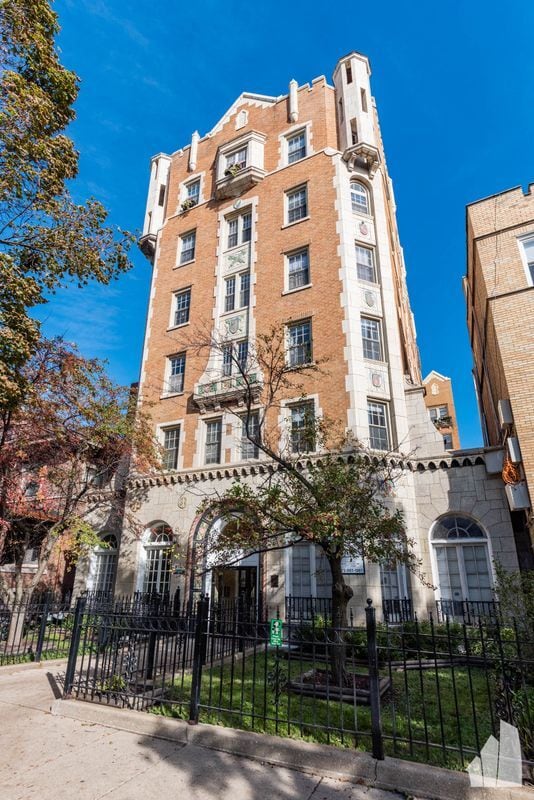 Photo - 4521 Malden St