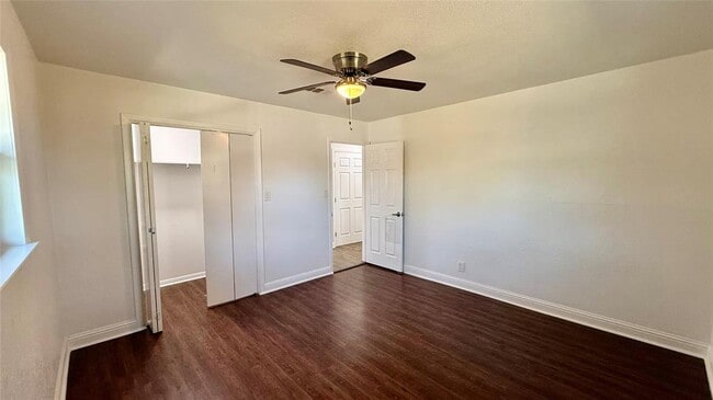 Photo - 104 Fairlane Dr