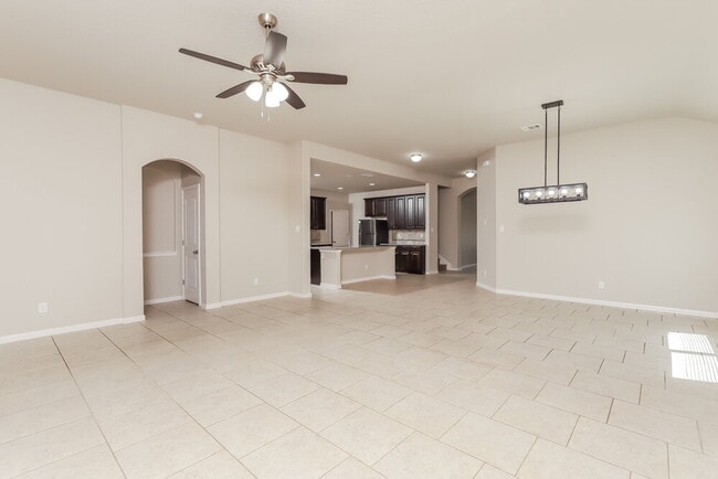 Photo - 737 Great Cloud Dr