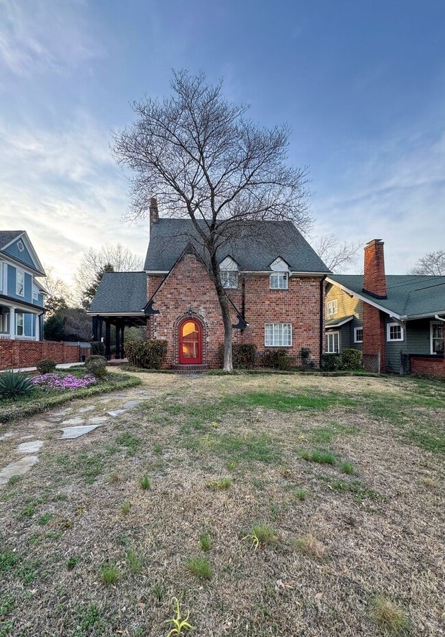 Photo - Stunning 4 Bed 4 Bath Haymount Home