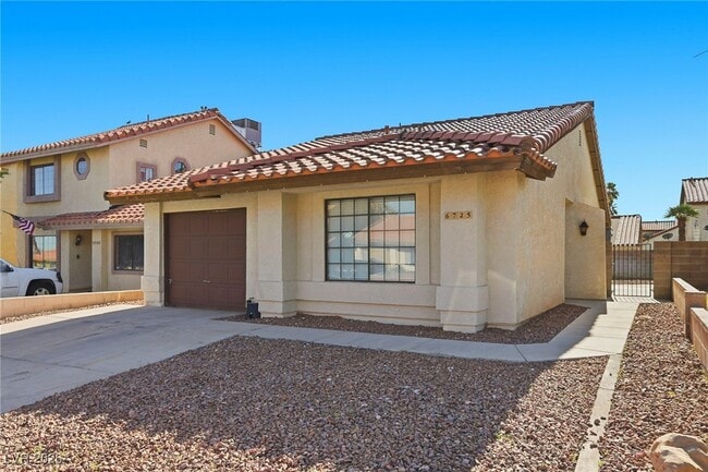 Photo - 6725 Reggie Cir