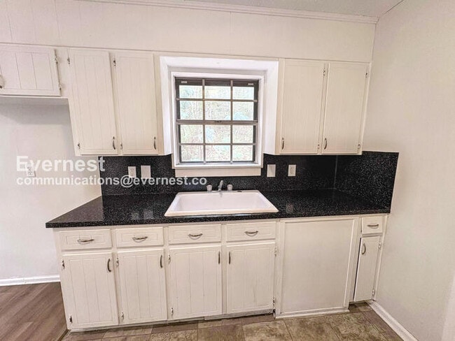 Photo - 434 Hillside Rd