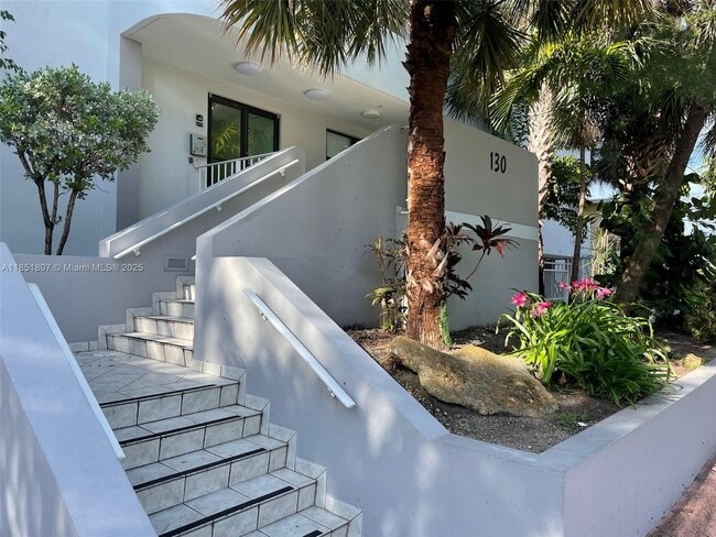 Building Photo - 130 S Shore Dr Unit 6D Rental