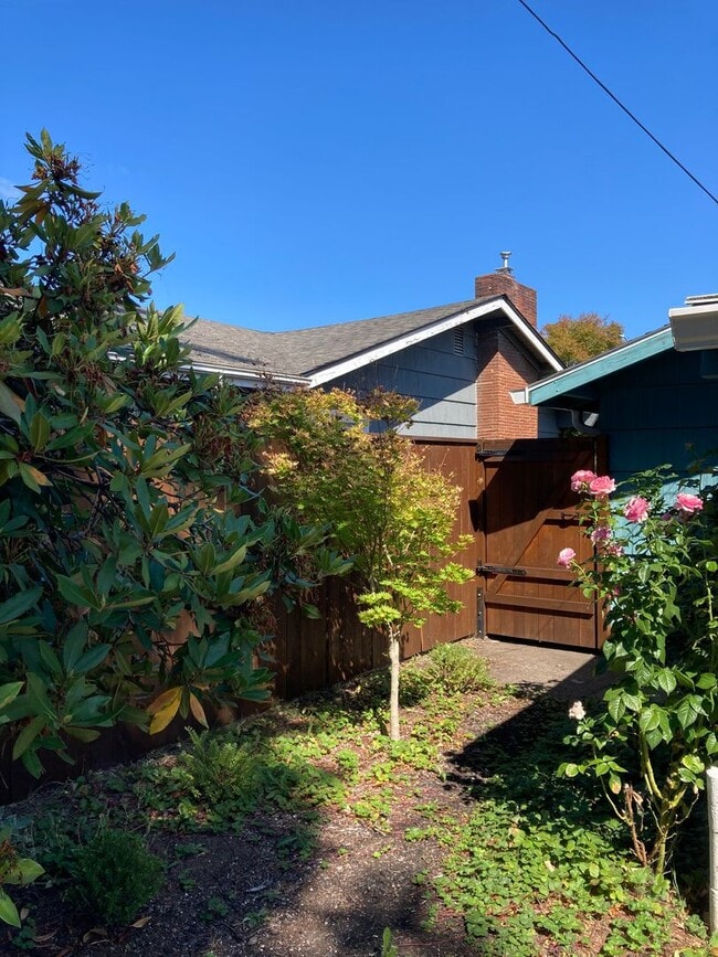 Photo - Cozy-Chic in Parkrose ~ Large Fenced Yard with Attached Garage & A/C~ Pets Welcome