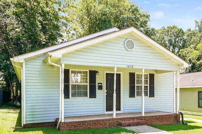 Photo - 1016 Harrill St