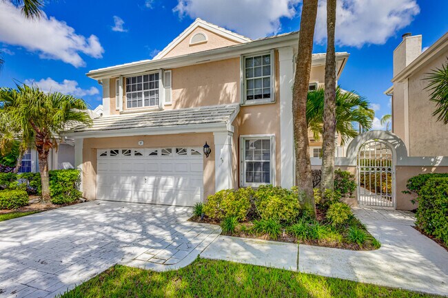 17 Selby Ln