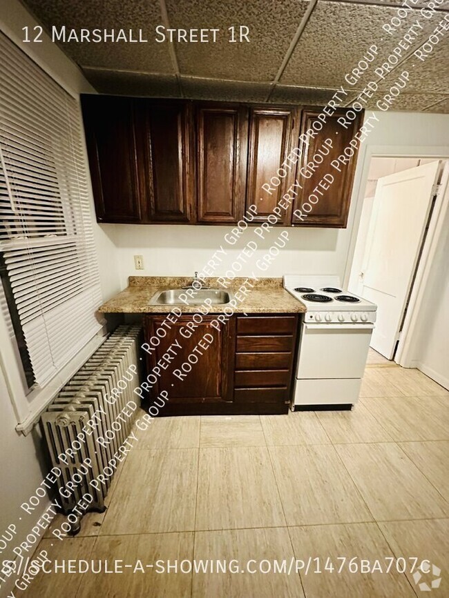 Building Photo - Studio Apartment Near RPI-- Furnishings In...