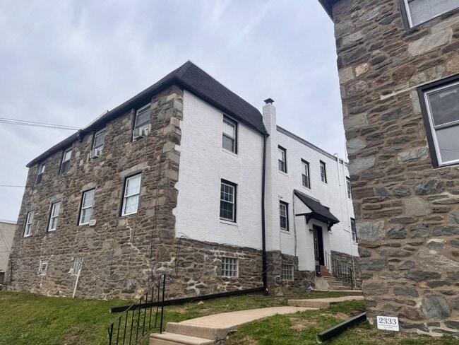 2339 Haverford Rd
