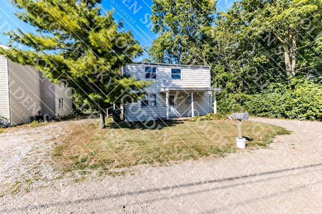 Building Photo - 822 W Bethel Ave Unit 2 Rental