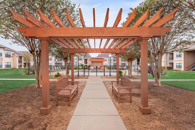 Sunchase Square