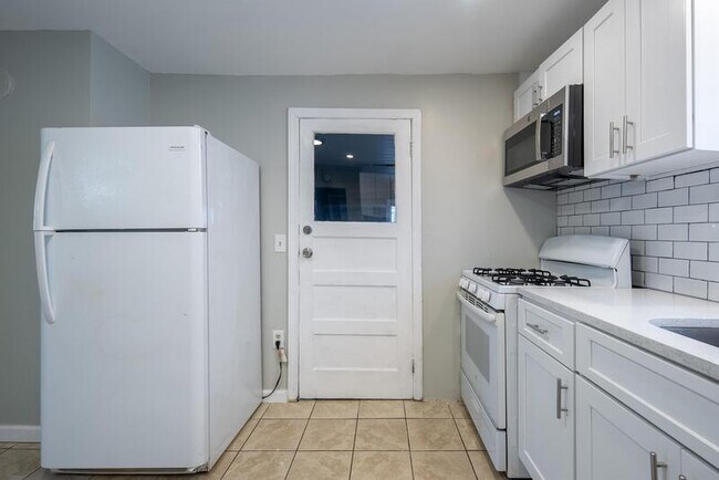 Photo - 623 4th St