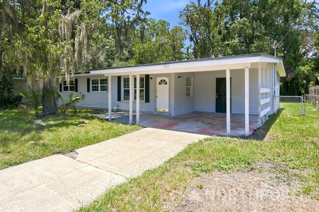 Photo - 3 BR/2BA | Newly Renovated Single Family Home | Huge backyard | In Jacksonville!