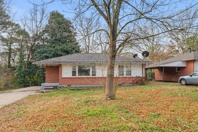 Building Photo - 575 Georgia Ave