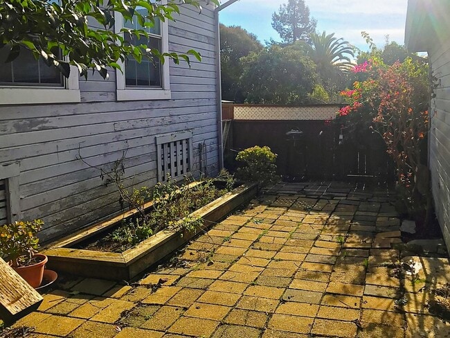 Photo - 3738-3742 Randolph Ave Unit 3742